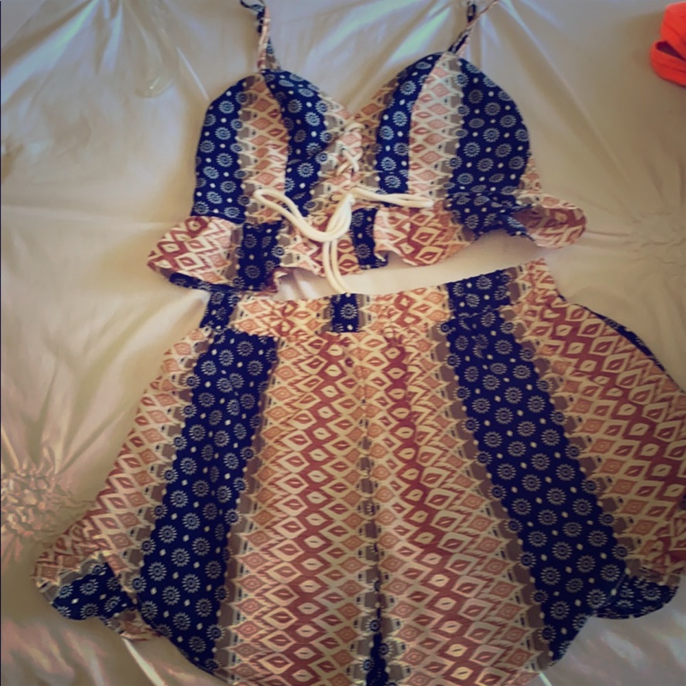 Two piece set